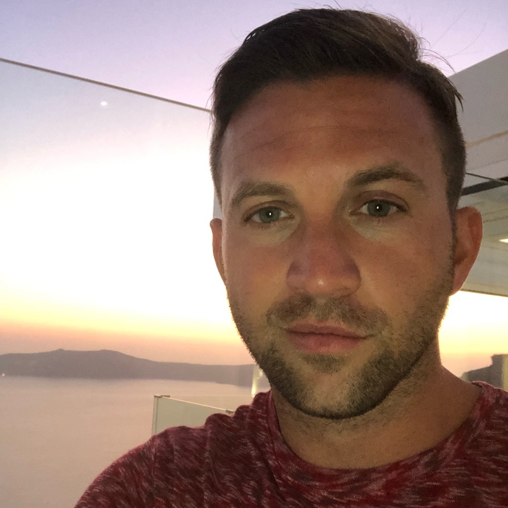 Meet your Posher, Travis